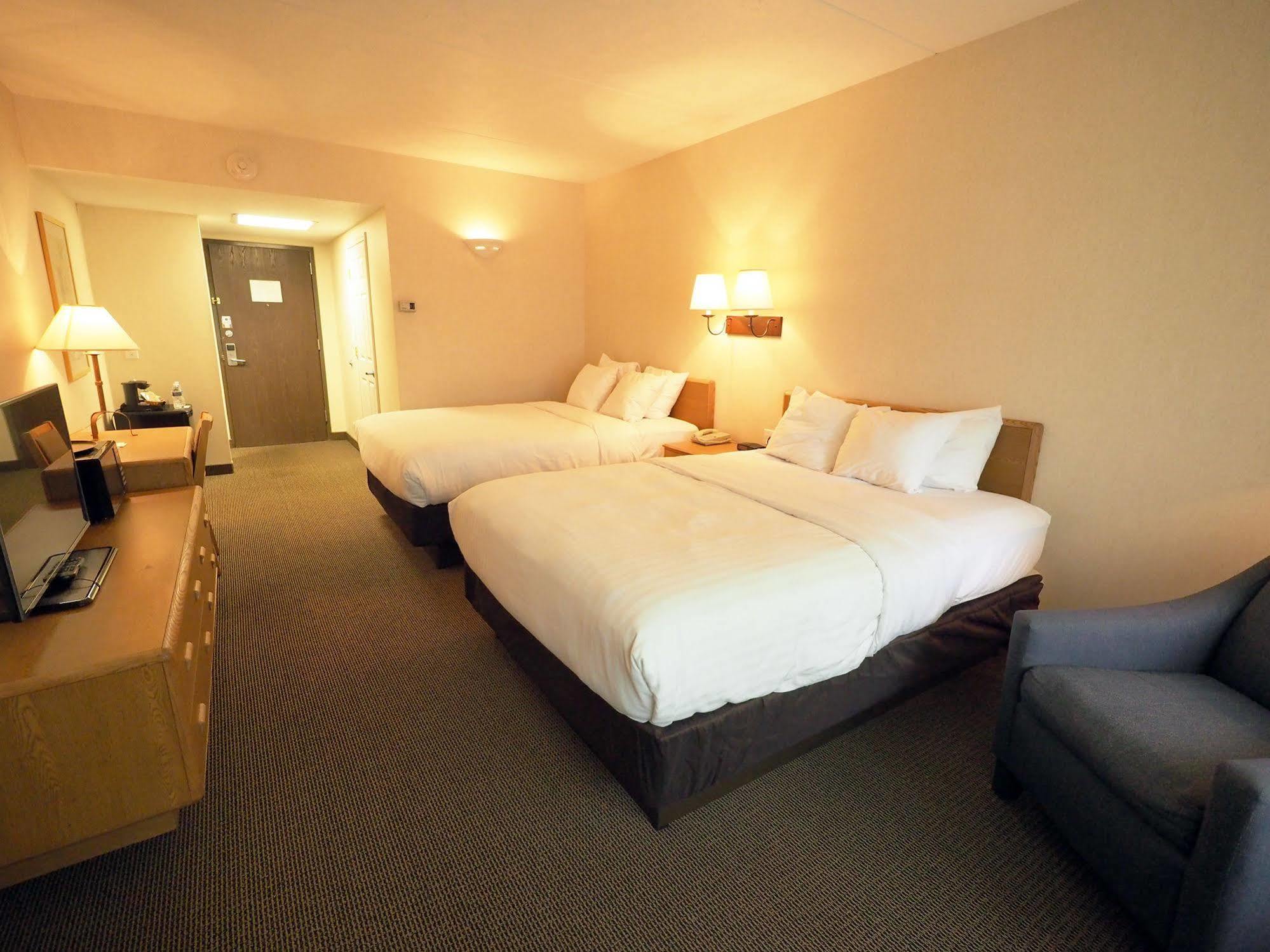 เอเวอร์กรีน รีสอร์ต Hotel คาดิลแลค ภายนอก รูปภาพ