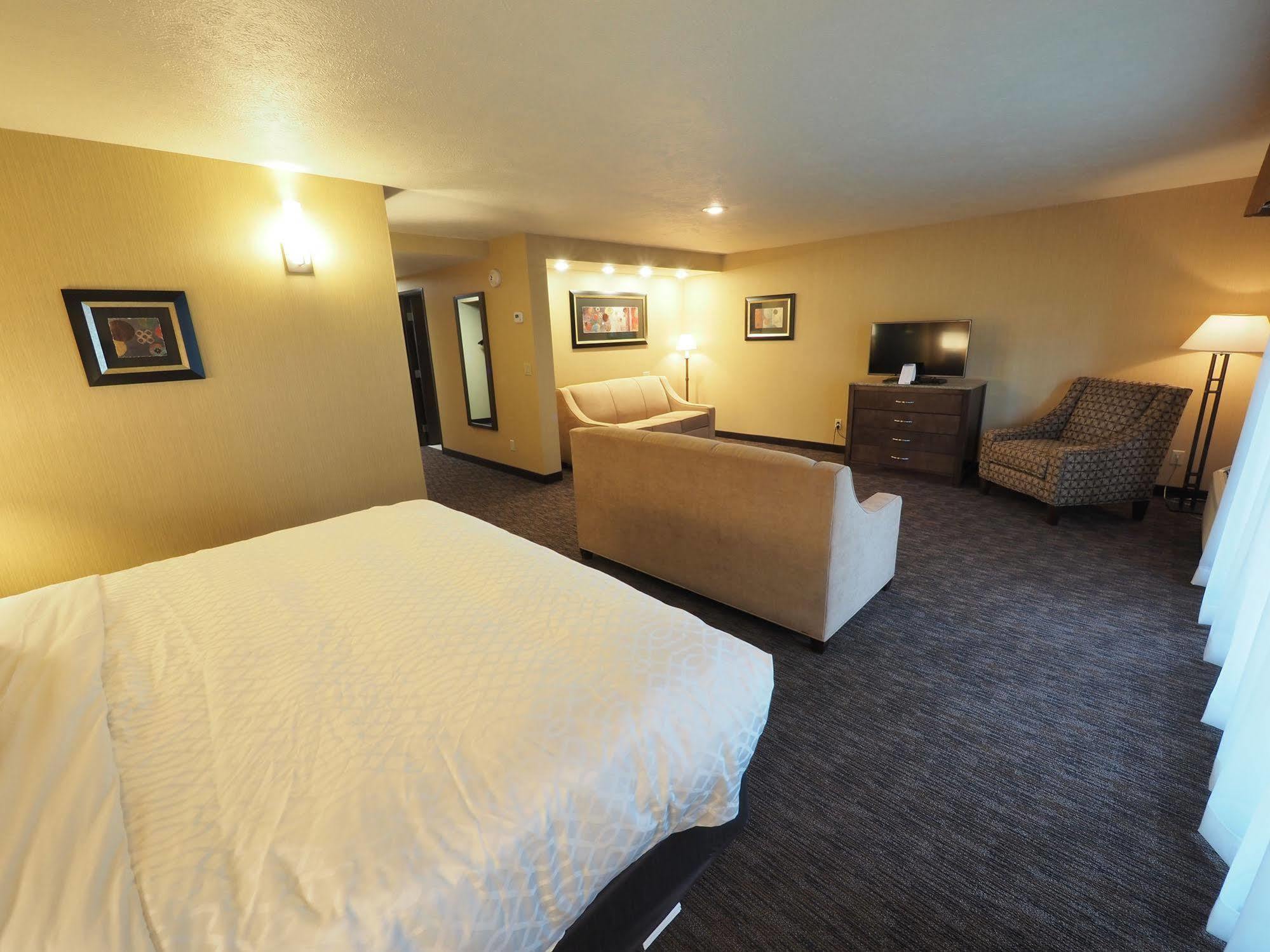 เอเวอร์กรีน รีสอร์ต Hotel คาดิลแลค ภายนอก รูปภาพ